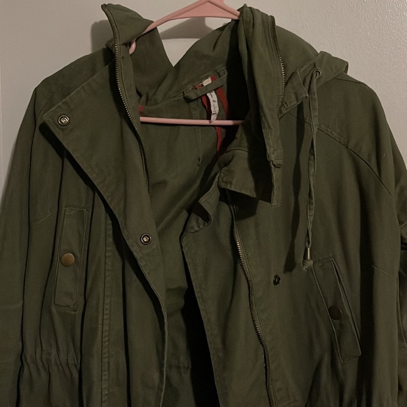 Green Jacket - Picture 2 of 2